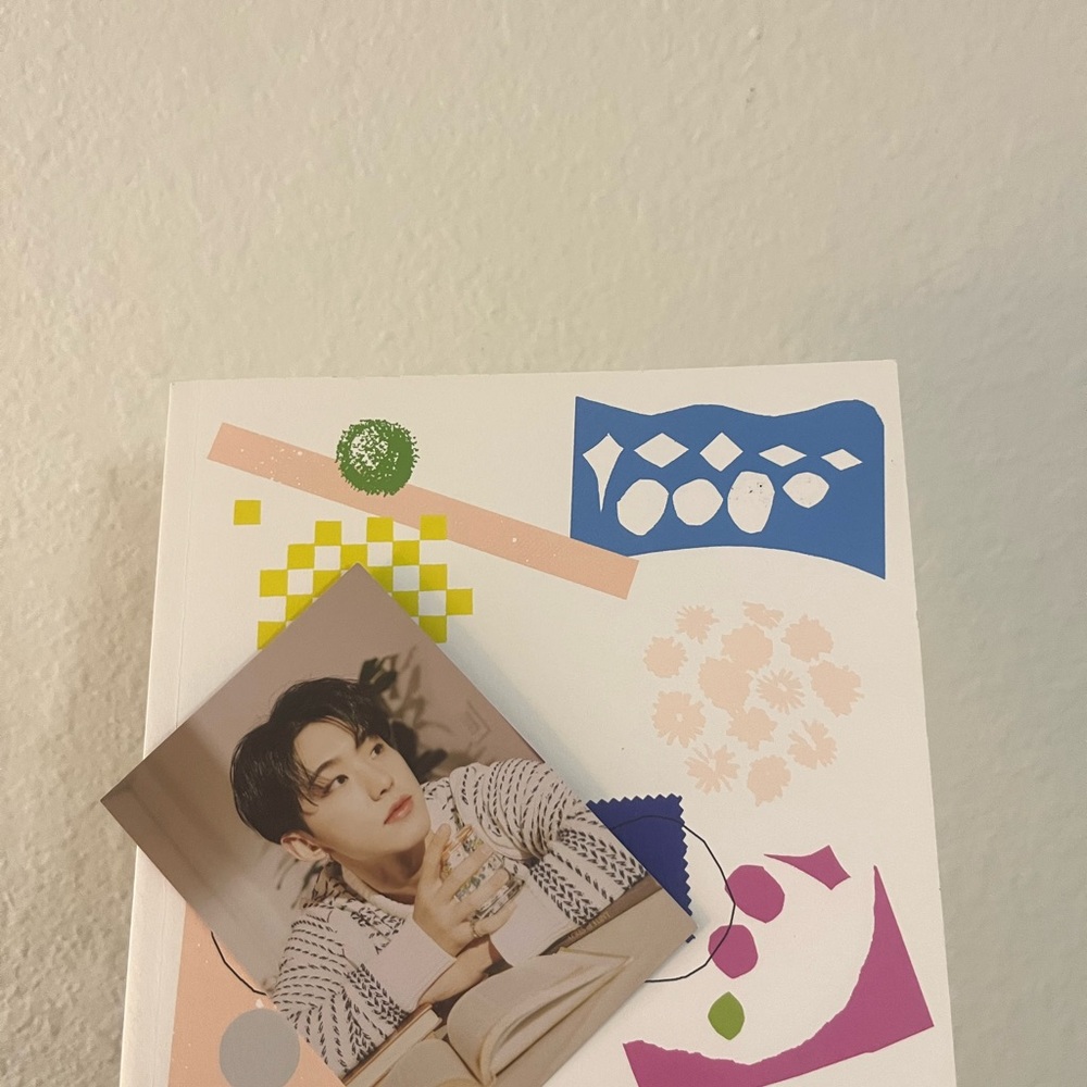 SEVENTEEN 12th mini album photo book